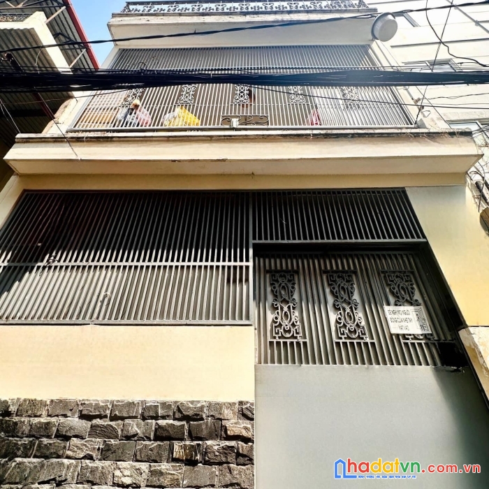 Bán đất tặng nhà, cách 3 căn ra mt trần quang diệu, 3 tầng, 5pn, ngang 5m, 68m2, 7.8 tỷ