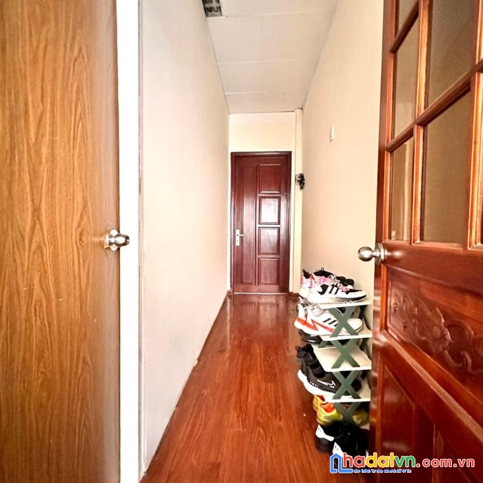 Bán đất tặng nhà, cách 3 căn ra mt trần quang diệu, 3 tầng, 5pn, ngang 5m, 68m2, 7.8 tỷ