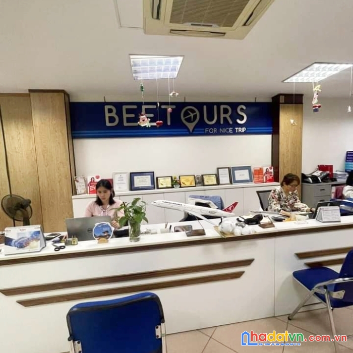 Đại cổ việt, hai bà trưng, 10 tầng thanh máy, mặt tiền 8,3m, dt95m2 vỉa hè 5m ô tô tránh