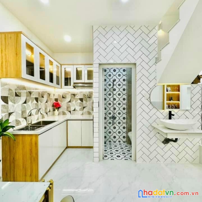 Bán nhà lò đúc hai bà trưng 132m2 x 2 tầng, mt4.6m giá 47 tỷ