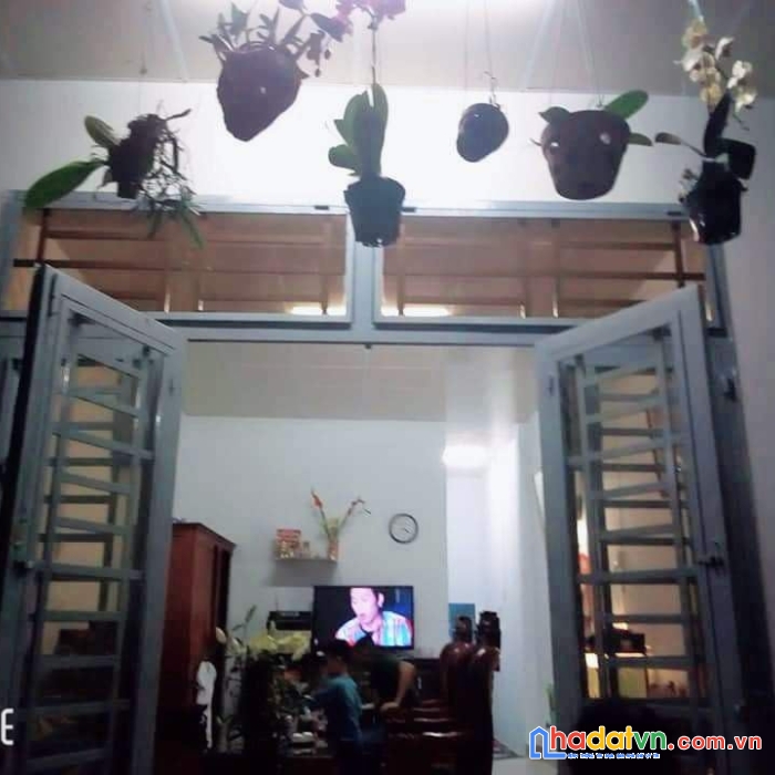 .nhà tôn đản, 60m ra mt, 58m2, c4, 1.65 tỷ