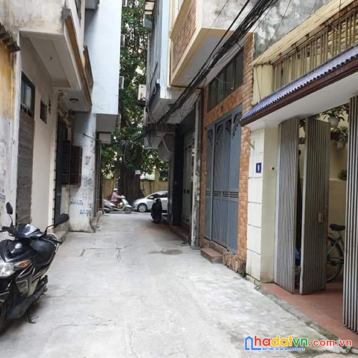 Giá tốt !! nhà đẹp ở hoàng quốc việt nghĩa đô 50m2, 4 tầng đẹp dân xây, tặng nội thất chỉ 7 tỷ