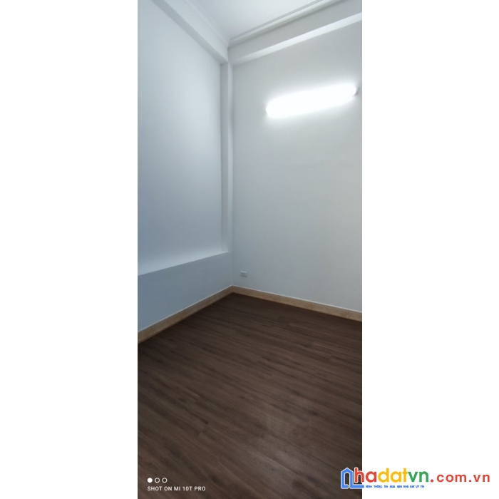 Cực hót kim mã dt45 4tầng giá  5.6 tỷ ba đình
