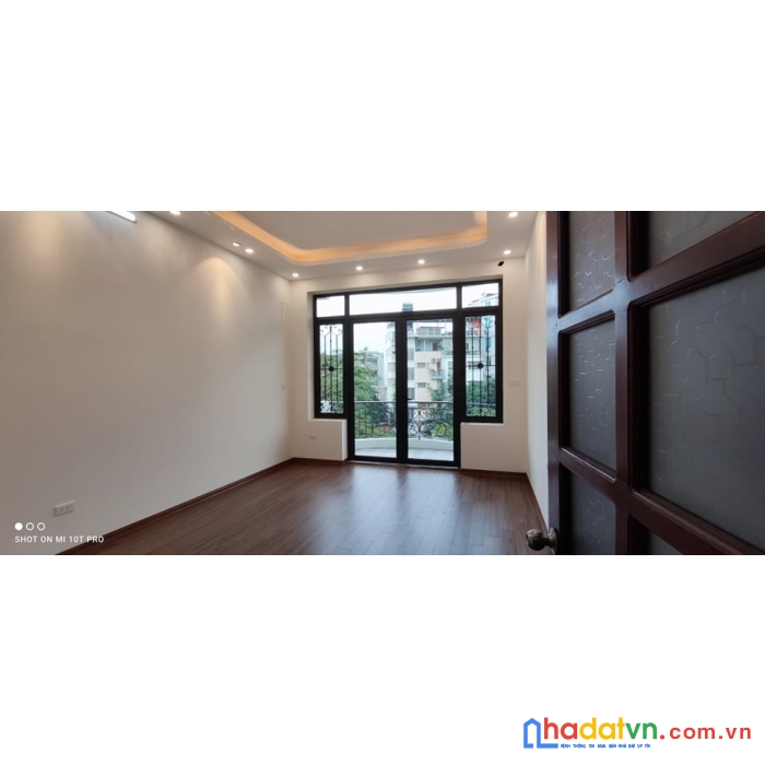 Cực hót kim mã dt45 4tầng giá  5.6 tỷ ba đình
