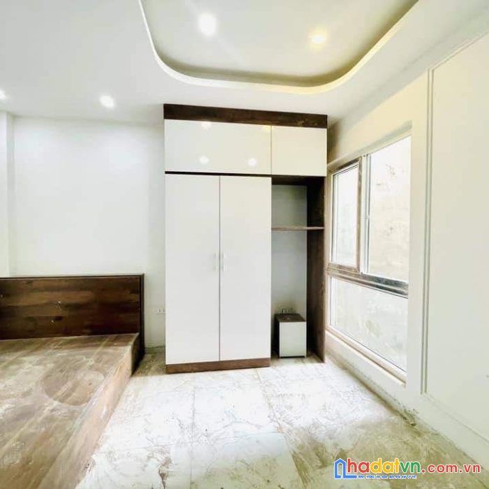 Bán nhà thanh xuân-50m2-7 tầng-thang máy-2 thoáng