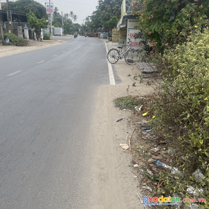 Bán đất mt nguyễn huệ,vạn ninh giá đtư chỉ 12tr/m2