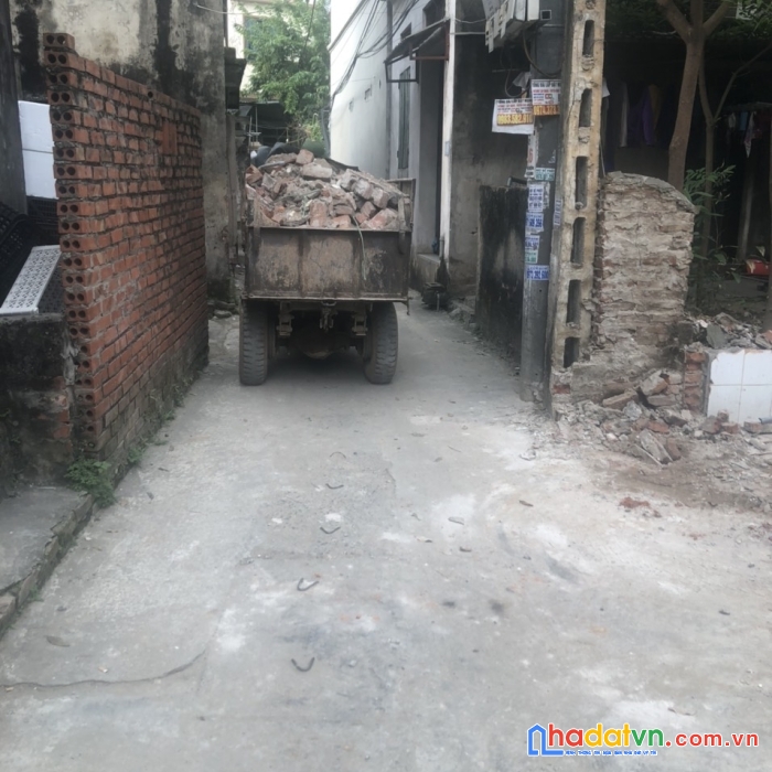 Chỉ với 2.7 tỷ anh chị có ngay lô đất ô tô đỗ cửa 1 bước ra quốc lộ 6 cách bến xe yên nghĩa vài