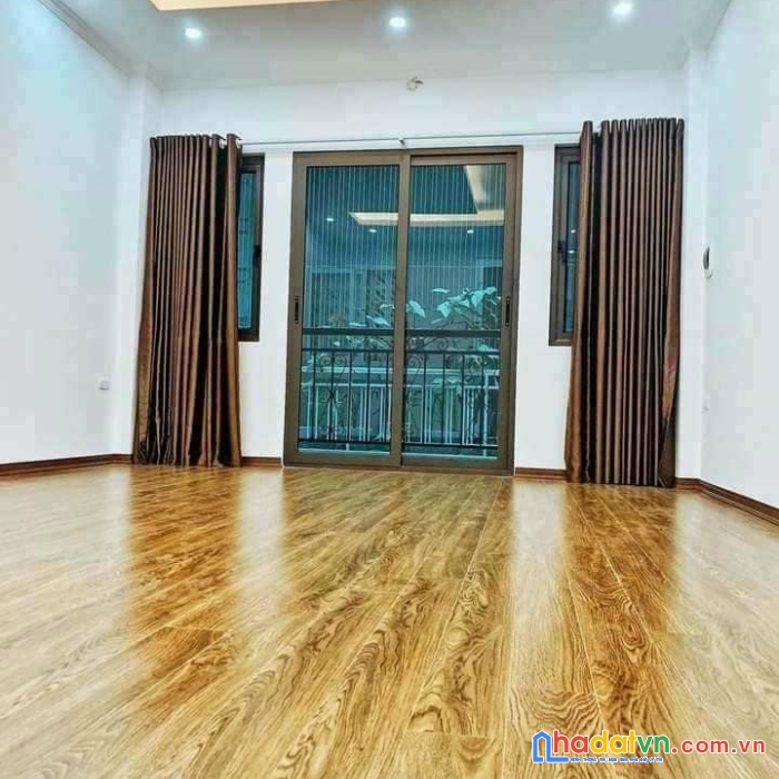 Giảm giá chào chủ bán cắt lỗ giá chỉ còn 3.4 tỷ - nhà đẹp 4 tầng - dt: 33m2 3 phòng ngủ - mt: 3.5m
