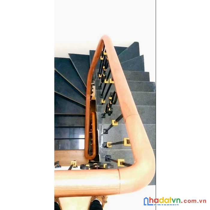 Giảm giá chào chủ bán cắt lỗ giá chỉ còn 3.4 tỷ - nhà đẹp 4 tầng - dt: 33m2 3 phòng ngủ - mt: 3.5m