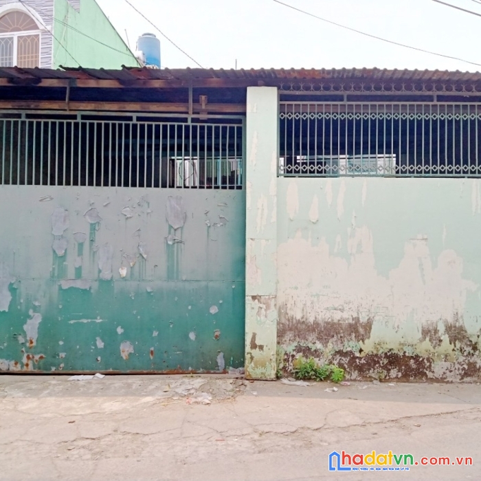 Bán kho 8 x 27m - hxh đường cây sung p14q8 - giá : 14 tỷ