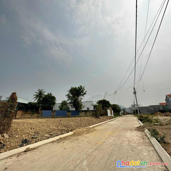 Bán đất tái định cư diên khánh gần bờ kè trần phú