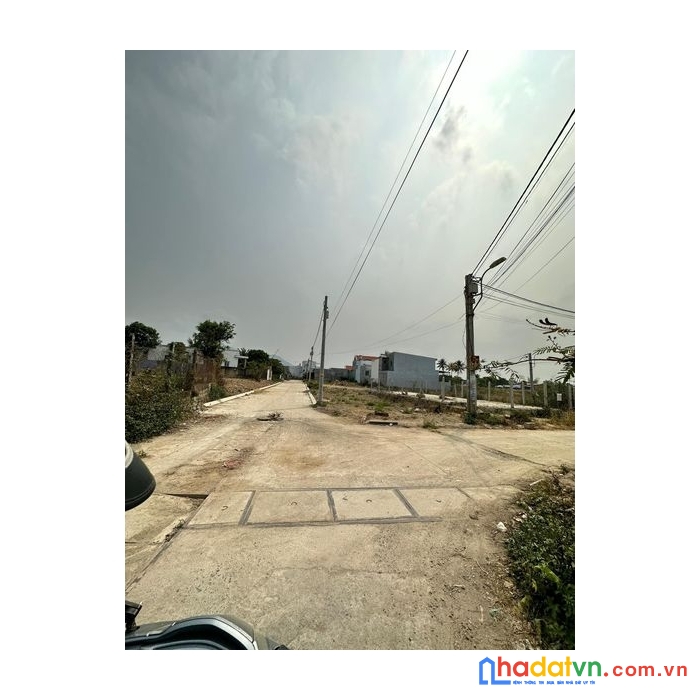 Bán đất tái định cư diên khánh gần bờ kè trần phú