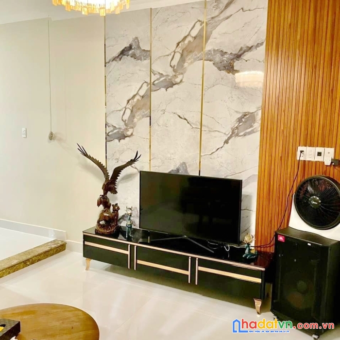 Nhà 2 tầng đường bùi minh trực phường 5 quận 8. giá 3,9 tỷ tl