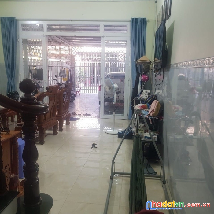 Chính chủ cần bán nhanh căn nhà 1 trệt 1 lầu tại khóm 6, p.4, tp vĩnh long