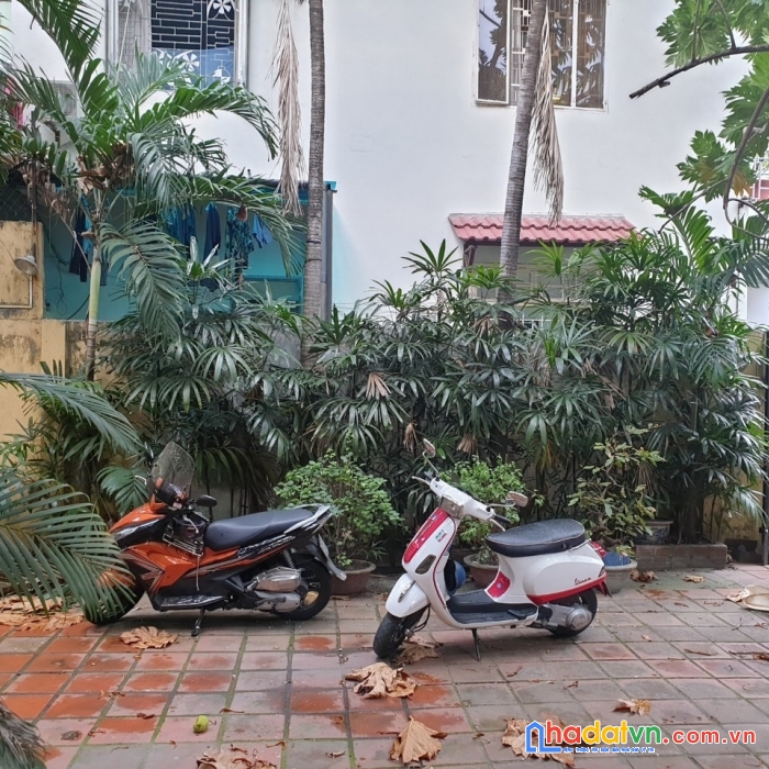 Biệt thự sân vườn trong lòng thành phố, diện tích 165m2, ngang 11m, chỉ 5 tỷ còn tl