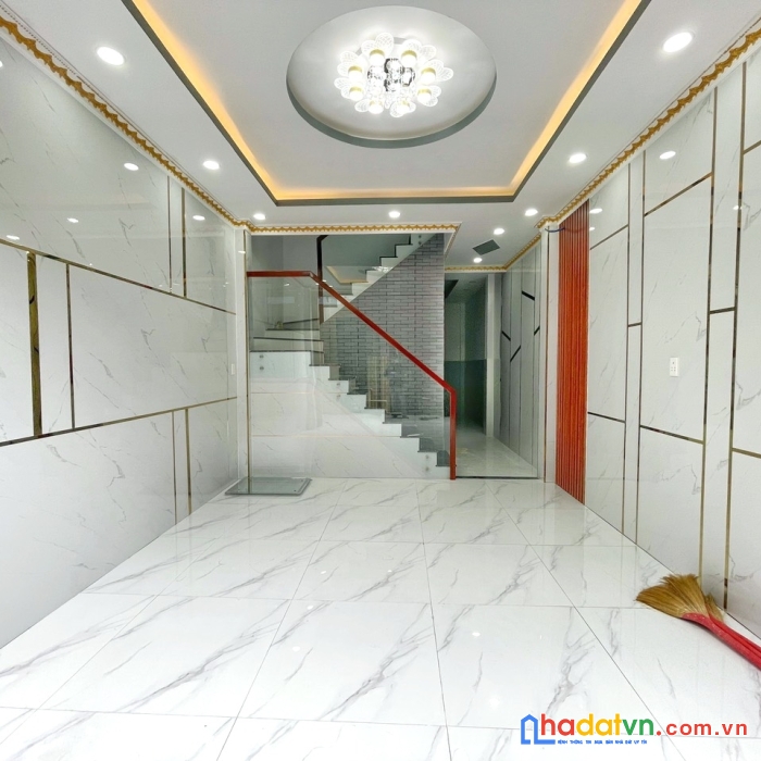 Nhà mới 3 tầng hẻm dương bá trạc p1q8. giá 6,8 tỷ tl