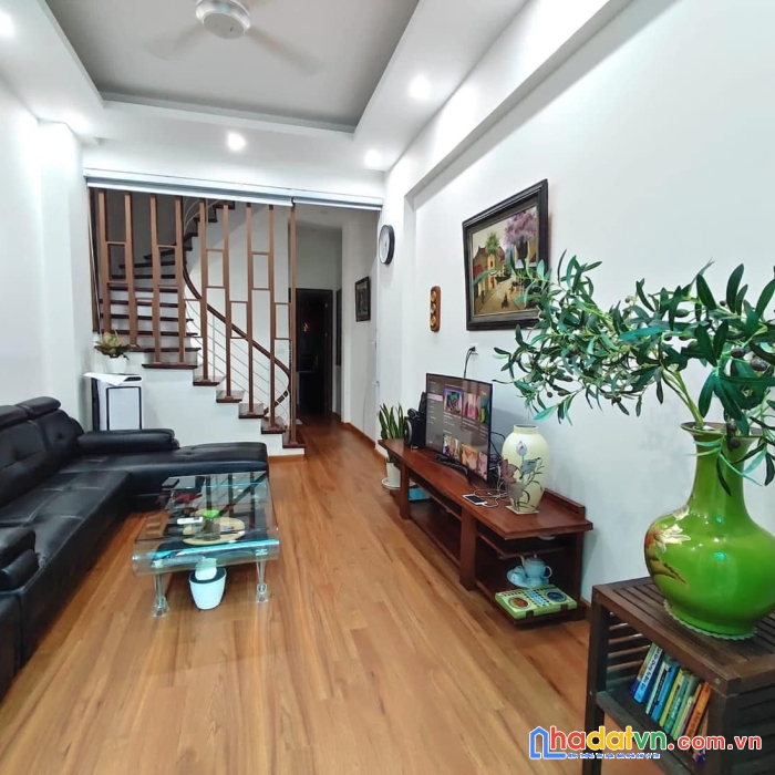 Ngọc hà ba đình ô tô dừng đỗ cách 25m nhà cực thoáng khu vực vip anh sinh đỉnh