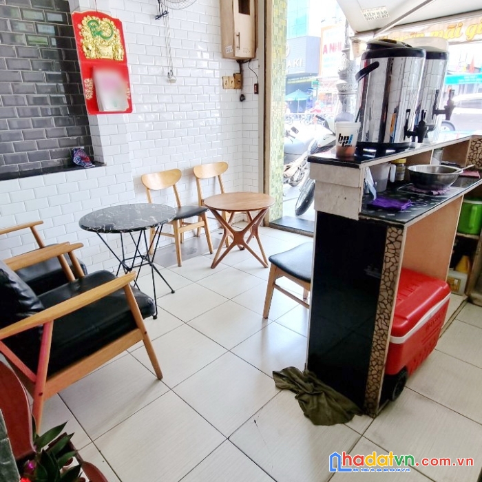 Nhà thuê 4 tầng mt đường dương bá trạc p1q8 - giá : 22 triệu