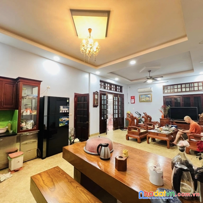 Nhà đại kim 65m2 x4t,mt 6.5m,rộng,đẹp,oto gần,giá 5,59 tỷ