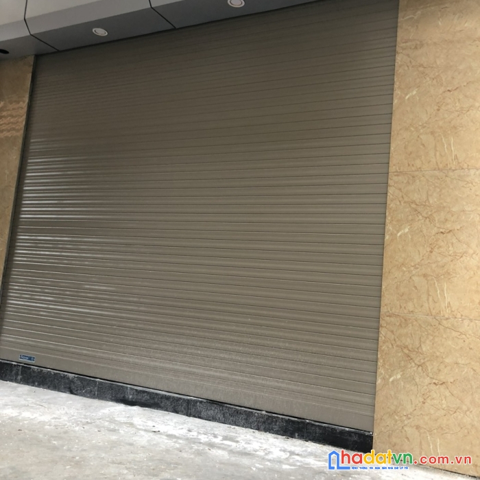 Bán nhà ngọc lâm gần phố cổ. lô góc 2 mặt tiền, diện tích 50m2. mặt tiền = mặt hậu: 4.5m