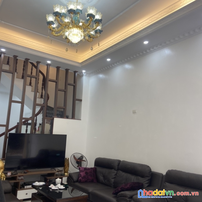Bán nhà siêu đẹp, phong cách tân cổ điển hiện đại tại hoàng như tiếp, long biên. lh ms oanh.