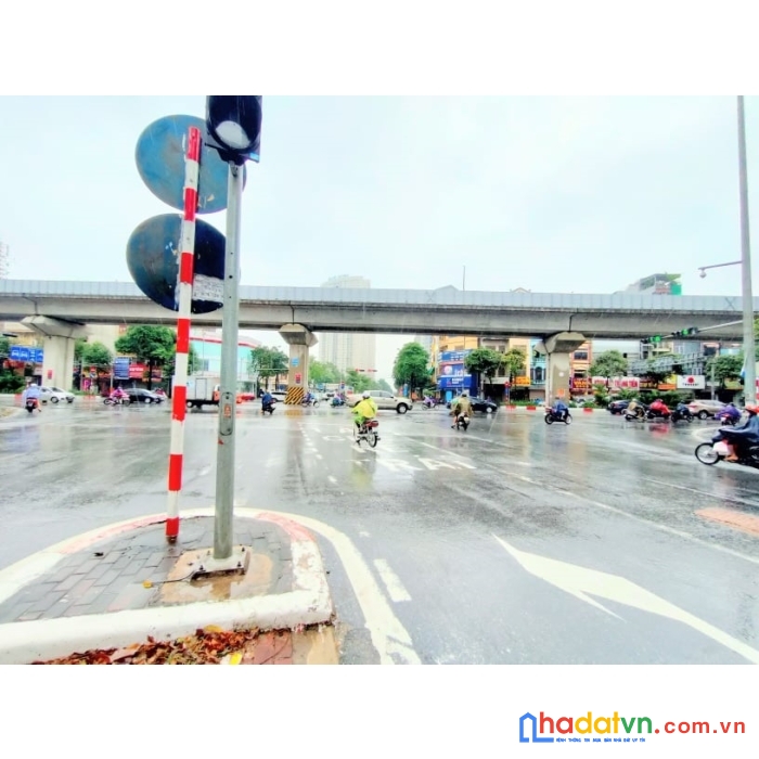 Bán mặt phố quận hà đông, 470m2, mt17m, lô góc 3 mặt kinh doanh, nhỉnh 100 tỷ