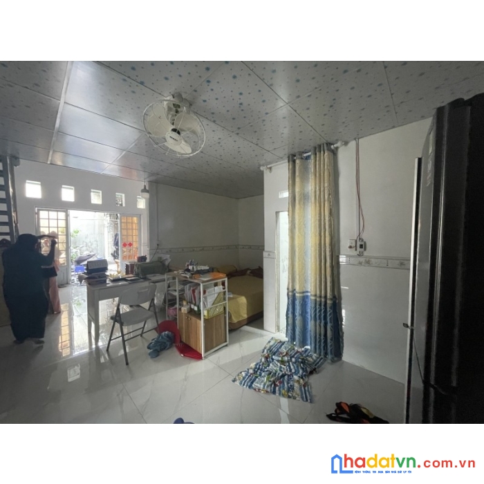 Nhà gấp bán tân thới hiệp 13 quận 12 200m2 ngang 10m chỉ 10 tỷ.