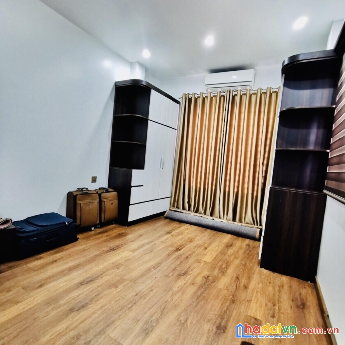 Bán nhà siêu hiếm kim ngưu, 23m, 5t, mới koong, full nội thất chỉ 3 tỷ.