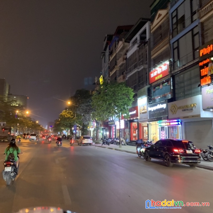 Gía nào cũng bán, mặt phố nguyễn trãi thanh xuân, vỉa hè sân bay, kinh doanh chóp đỉnh, 118m giá