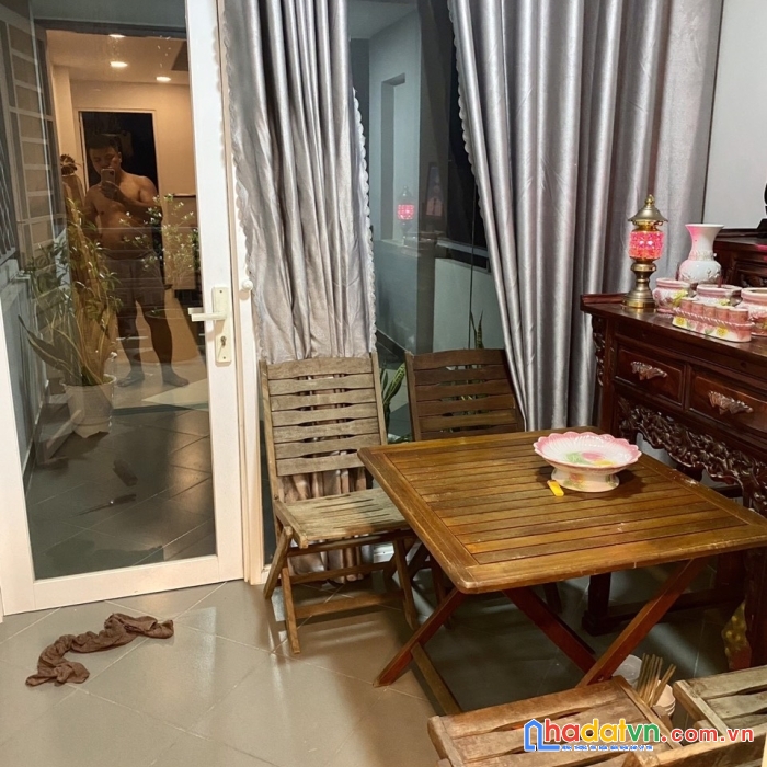 Bán nhà hẻm 8m tân sơn nhì -tân phú 51m2 x2 tang chỉ 5.x tỷ