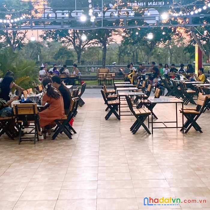 Sang quán nhậu nằm ngay cầu rạch tra hóc môn , liên hệ: 0961395476