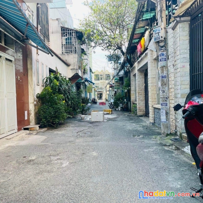 Bán nhà đẹp 4pn hxh thông tân phú giá đầu tư 93m2 chỉ 6.x tỷ tl