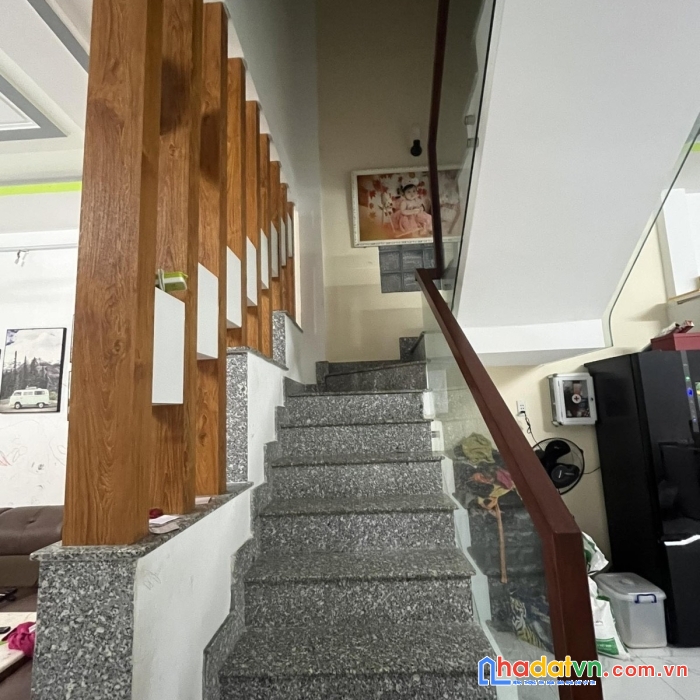 Bán nhà tân phú hxh 5m 4x16 chỉ 5 tỷ vị trí đẹp không lỗi phong thủy 5 tỷ tl sâu