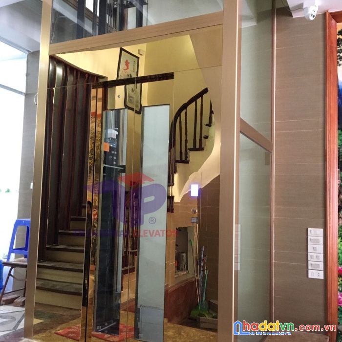 Bán nhà phố yên lãng , đống đa, 60m2, 6 tâng, lô góc, gara ô tô, kinh doanh sầm uất