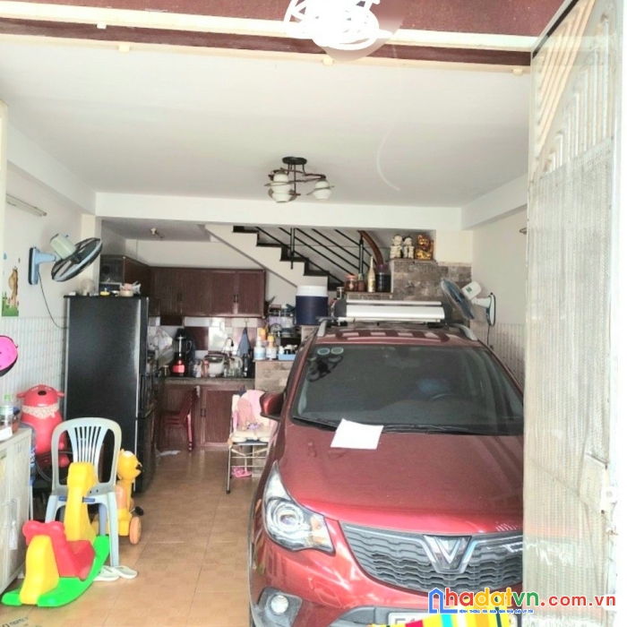 Bán nhà mặt tiền  rẻ vĩnh hội đường số ngang 4 m xe hơi ngũ trong nhà 5 tấm giảm 300 triệu