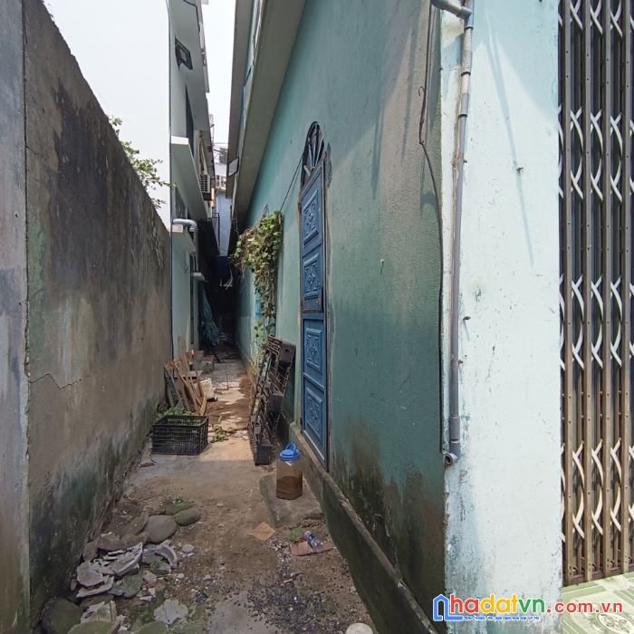 Nhà 80m2 xây 3 tầng đường nhựa nguyễn đức trung 2,x tỷ