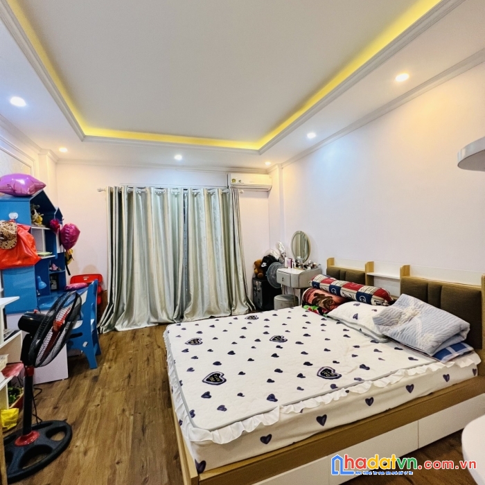 Bán gấp nhà lê đức thọ kinh doanh, ô tô, dt 30m 5 tầng giá nhỉnh 6 tỷ