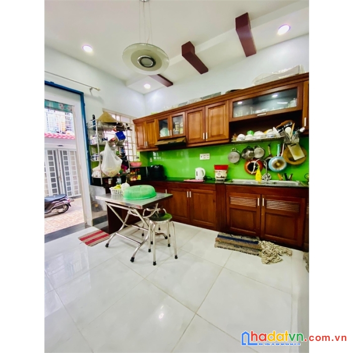 Ngộp bank hạ 3 tỷ 6- container đỗ cửa- trần quý cáp bình thạnh- 4 tầng btct - 0902811588