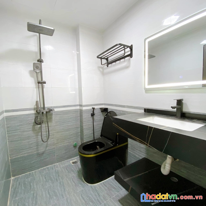 Nhà bằng liệt 36m2,đẹp,mới,ngõ thoáng,giá 3,2 tỷ