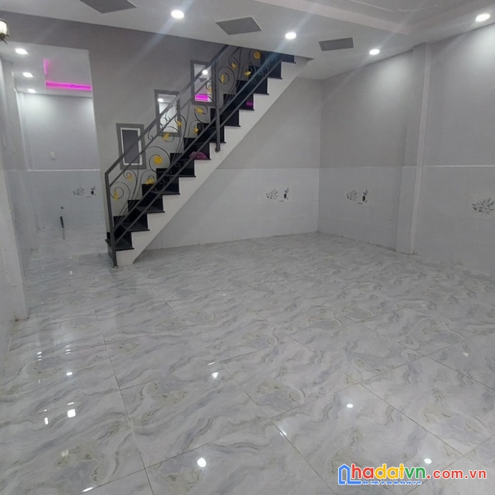 Chính chủ bán nhà 2 tầng đường mã lò, hẻm 8m, 58m2 chỉ 5.7 tỷ, ngang 5m