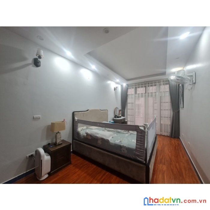 Nhà siêu hiếm quận hai bà trưng-ô tô cách nhà 20m- nhà đẹp ở luôn