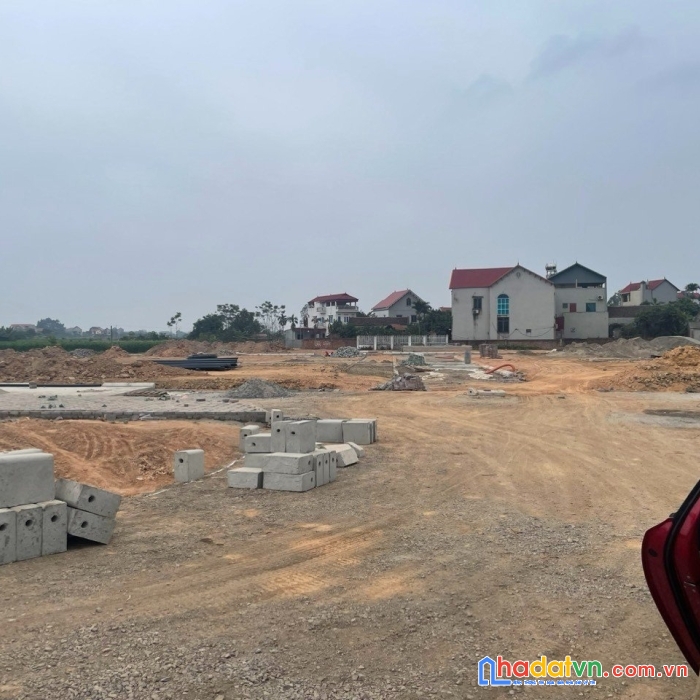 Em còn 1 lô. l48 và tại đất đấu giá hiền ninh sóc sơn hà nội giá đẹp cho nhà đầu tư chỉ 1xtr/m.