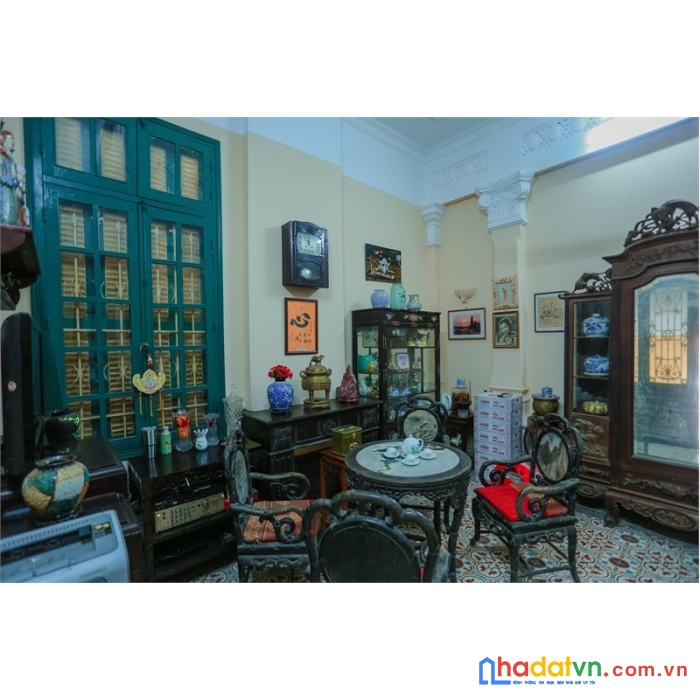 Bán nhà mặt phố trúc bạch, phố rộng, vỉa hè to, dt 180m2 chỉ 44 tỷ. 0338080356