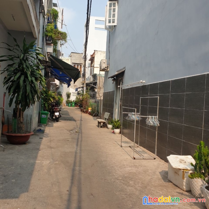 Bán nhà tân phú hxh gò dầu 2 tầng, lô góc, 56m2 giá 4 tỷ 8