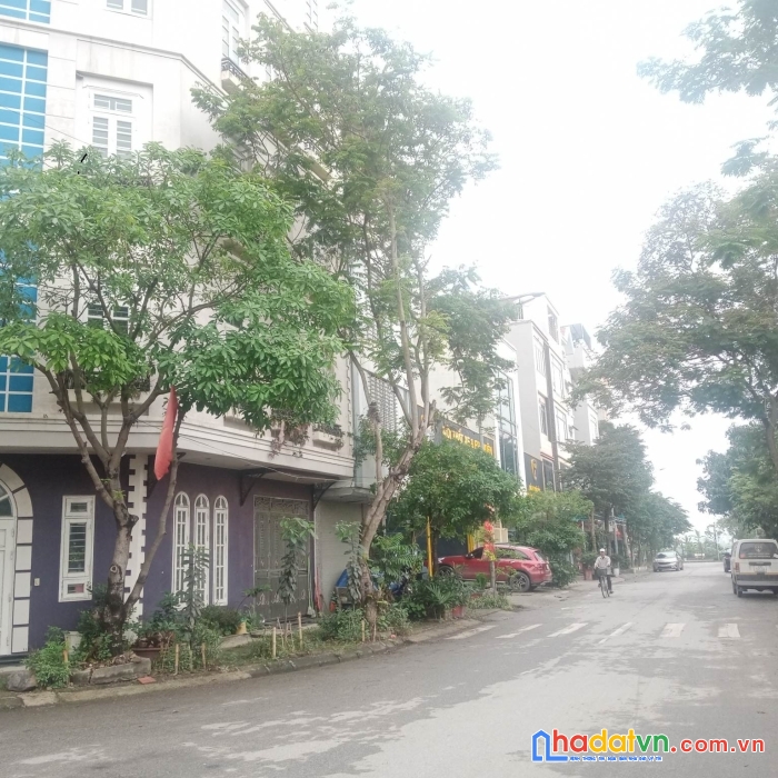 Bán đất đấu giá mậu lương, hà đông, trục 18m, 60m2, mt5m, ô tô kinh doanh giá 7.2 tỷ