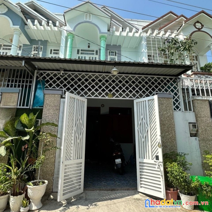 Đầu tư giữ tiền - thạnh xuân - 64m2 - giá tốt khu vực-  hxh - giá 3.7 tỷ