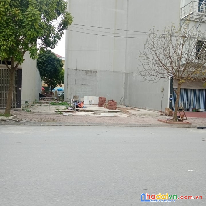 Bán gấp 100m2 đất dịch vụ dương nội, hà đông, rộng 10m, ô tô, vỉa hè giá 10.5 tỷ