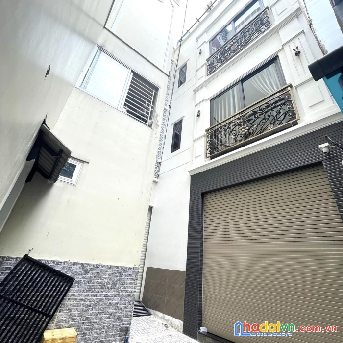 Siêu phẩm tân bình - 47m2 - xe hơi đỗ cổng - sát mặt tiền đường - giá chỉ 6.4 tỷ