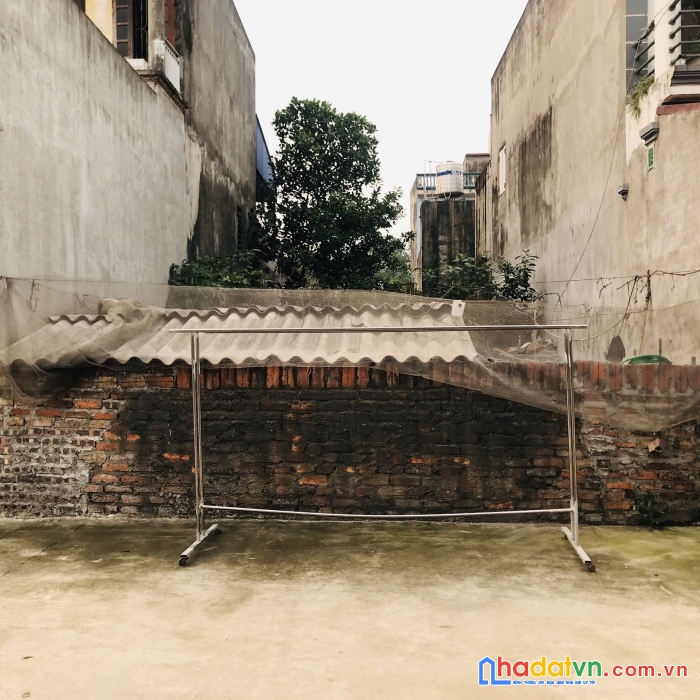Bìa làng bắc thượng đường 8m ô tô tải tránh chỉ 1x