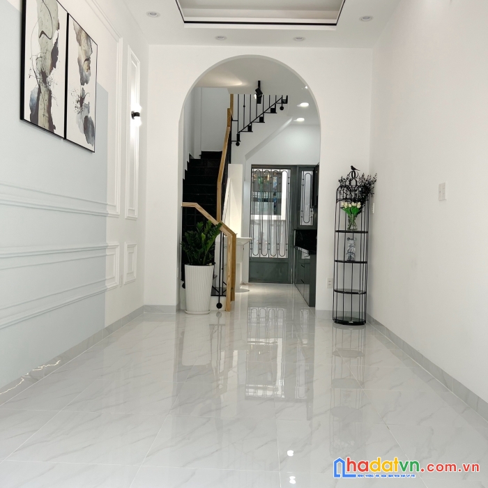 Nhà mới xây 4 tầng hẻm ôtô 14 nguyễn duy p9q8 giá  5,2 tỷ tl